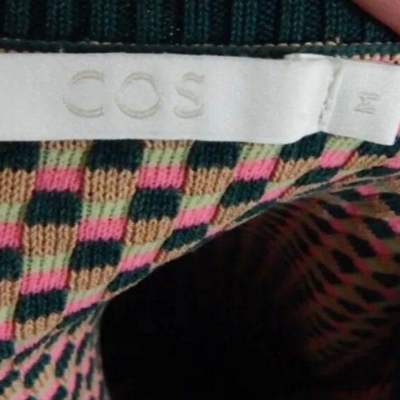 COS Geometric Textured Knit Top - Picture 4 of 4